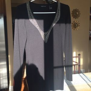 Moda international sweater